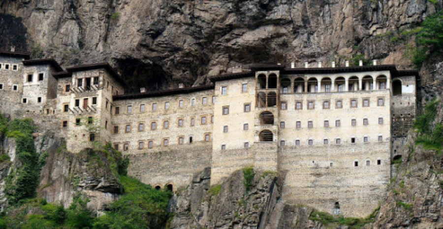 Κλείνει το μοναστήρι της Παναγίας Σουμελά – Δείτε γιατί